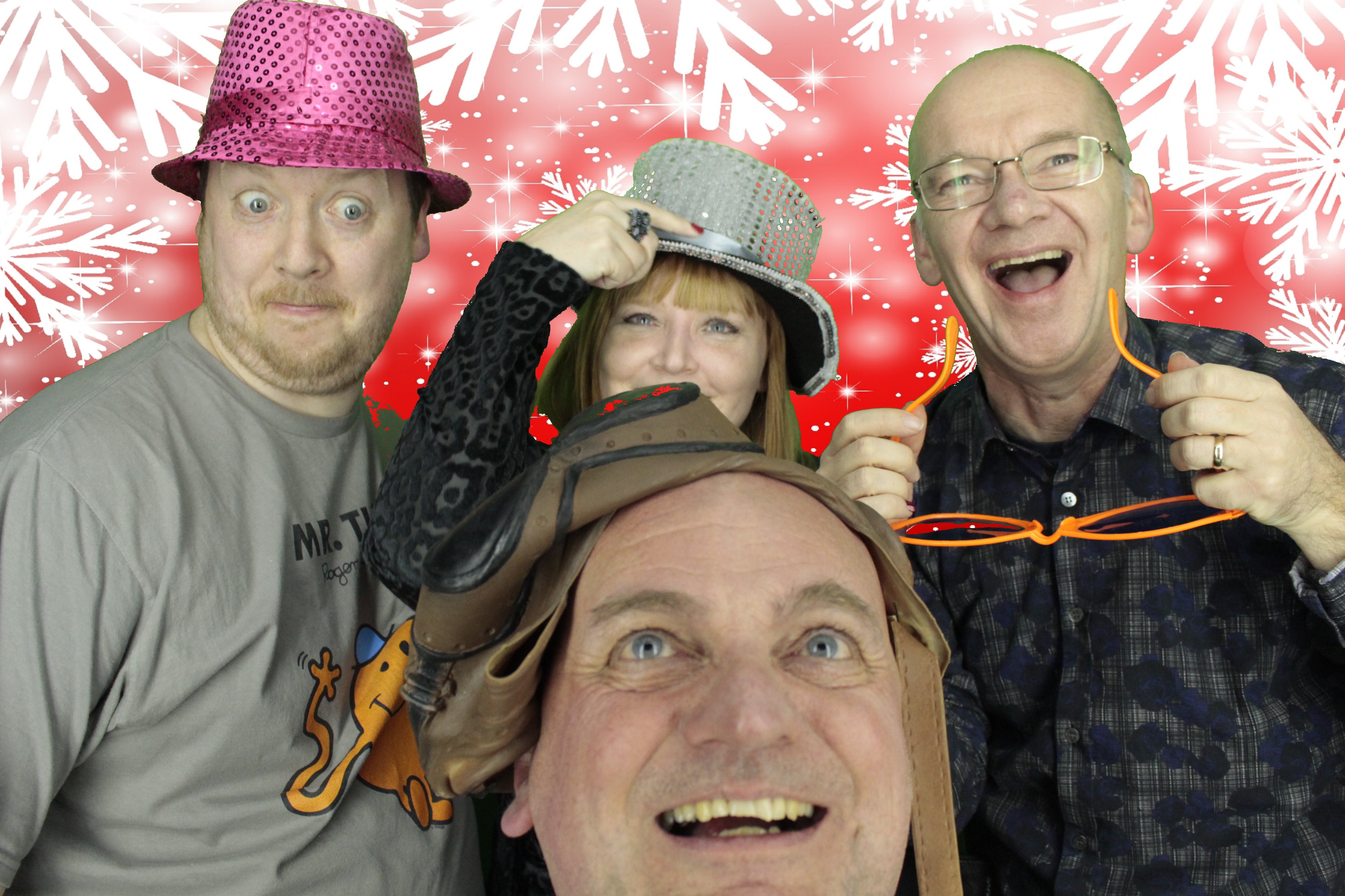 Ocean Network Express Christmas Party 2019 | View more photos from the event at gallery.myphotoboothexperience.co.uk/u/MyPhotoBoothExperienceLtd/Ocean-Network-Express-Christmas-Party-2019